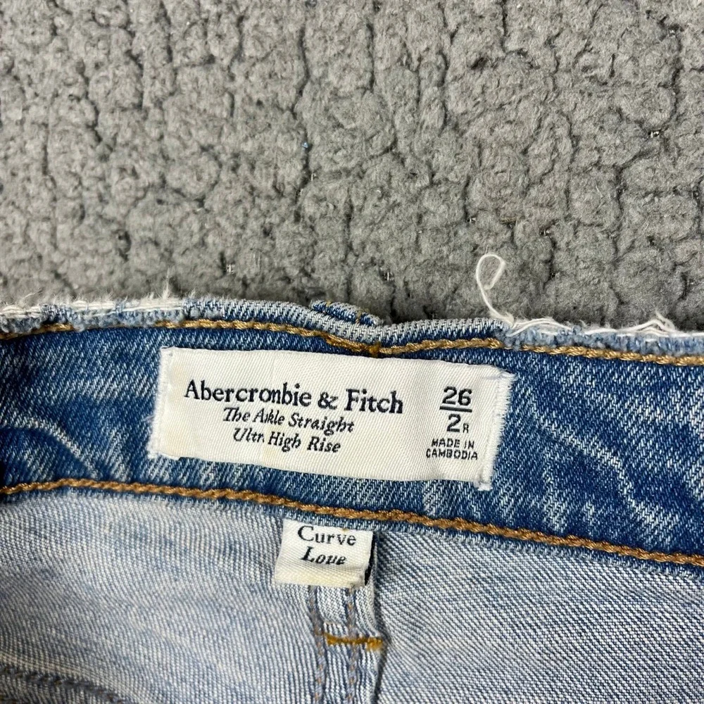 Abercrombie & Fitch Curve Love Ultra High Rise Ankle Straight Jeans Blue 26 2R - Picture 7 of 13